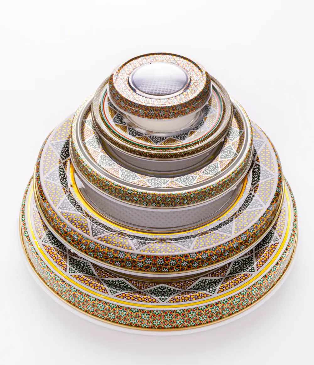 عبوات معدنية